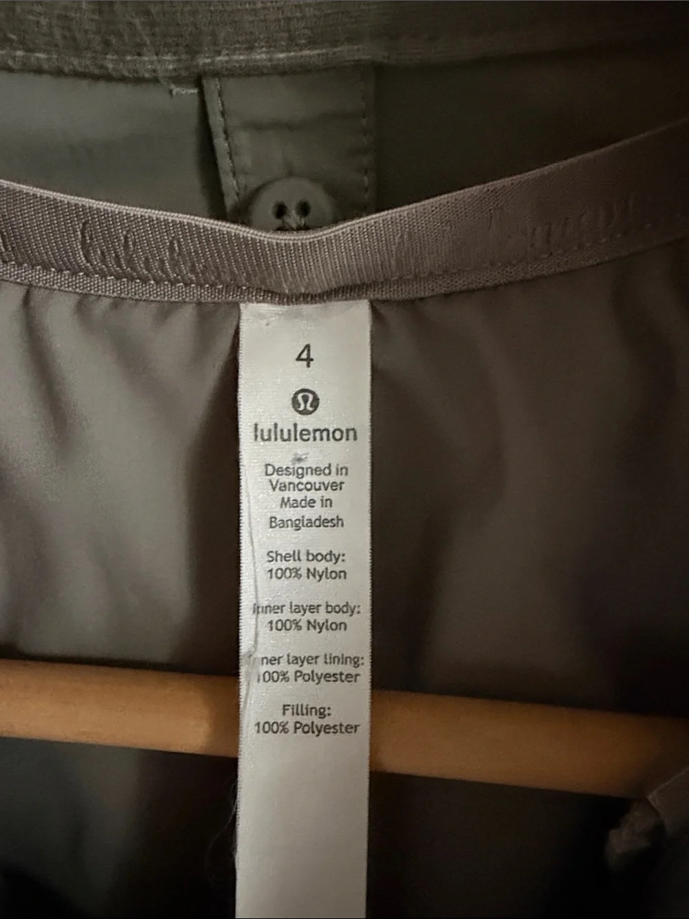 Lululemon Keep on Trek 3 in 1 jacket with removable vest and storable hood sz4